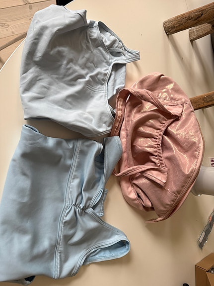 Product image 1 of 9