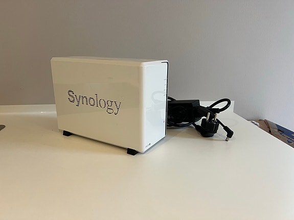 Product image 1 of 2