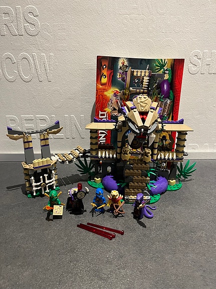 Product image 1 of 8