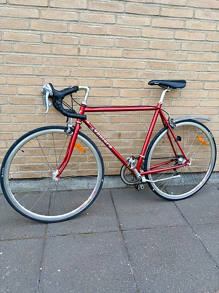 Product image 1 of 8