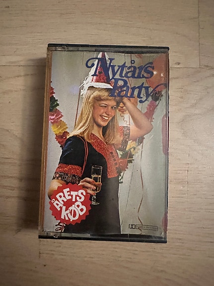 Product image 1 of 3