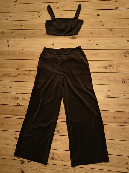 Product image 1 of 7