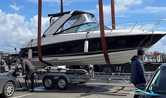 Monterey 254 Fsc Targa