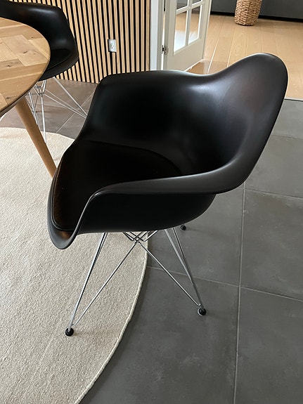 Product image 1 of 7