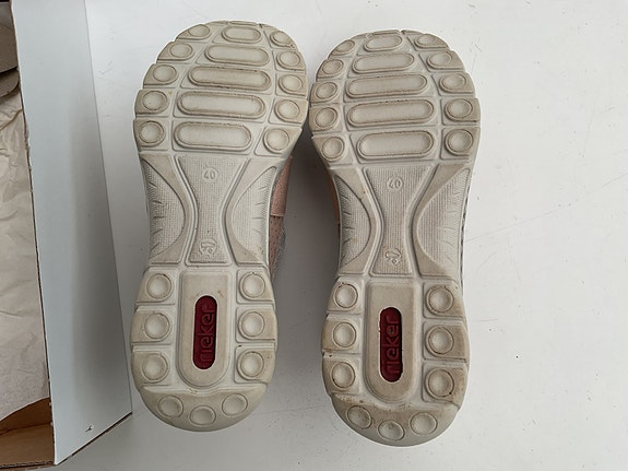 Product image 12 of 13