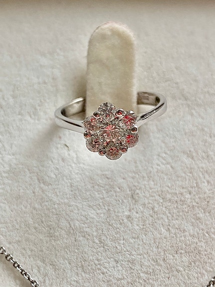 Product image 1 of 8