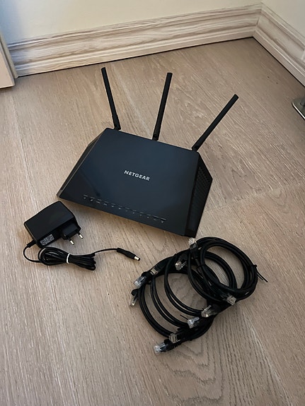 Product image 1 of 4