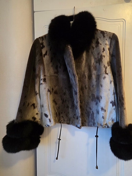 Product image 1 of 10