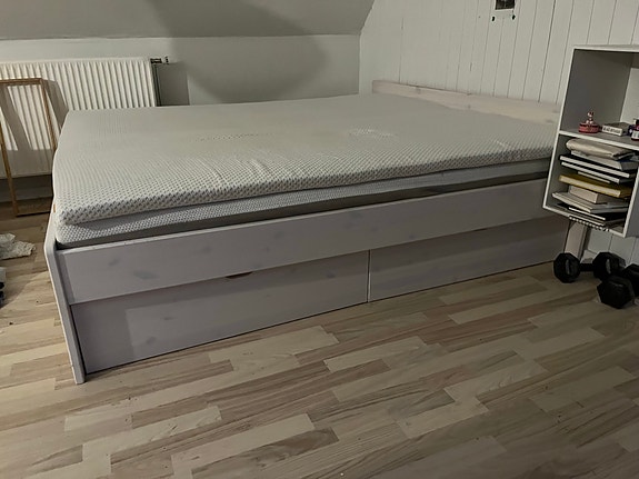 Product image 1 of 7