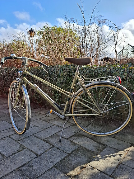 Product image 1 of 5