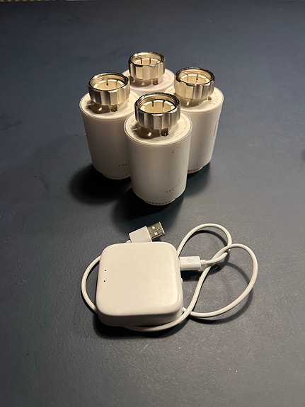 Product image 1 of 4