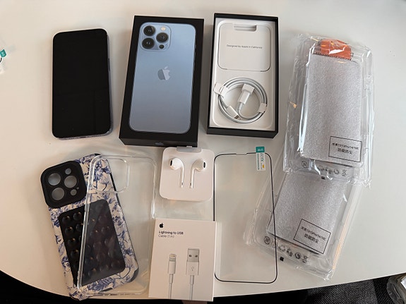 Product image 1 of 9