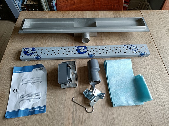 Product image 1 of 2