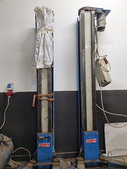 Product image 1 of 7