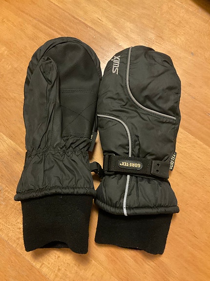 Product image 1 of 2