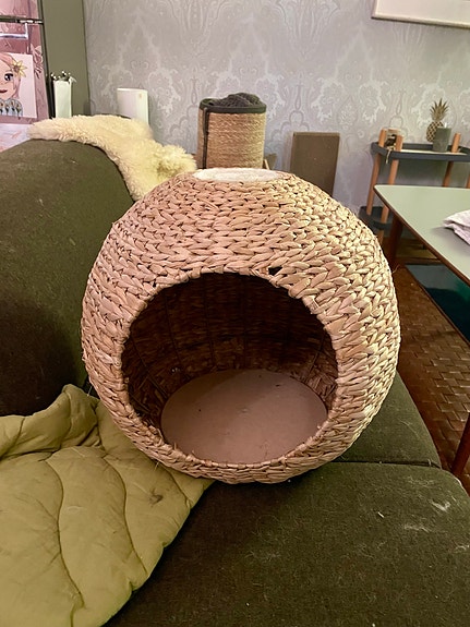 Product image 1 of 6