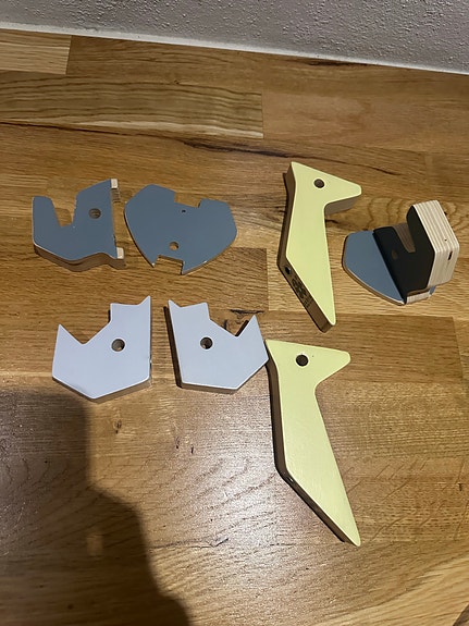 Product image 1 of 2