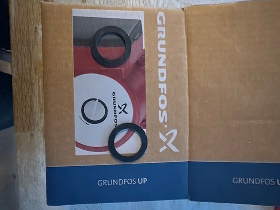 Product image 1 of 4