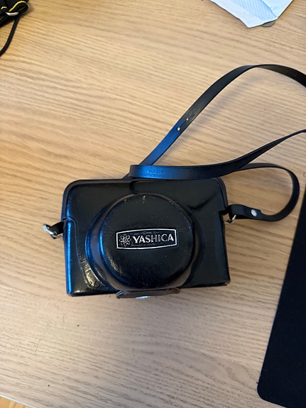 Product image 1 of 3