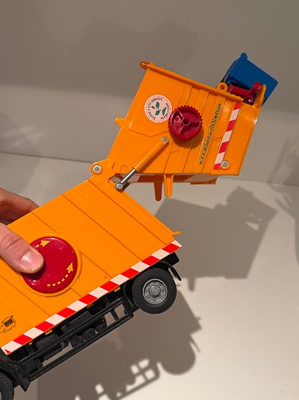 Product image 6 of 8