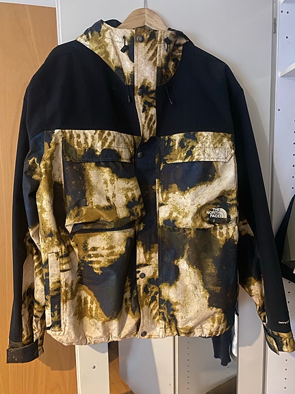 Product image 1 of 3