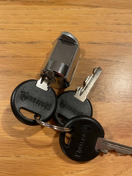 Product image 3 of 3