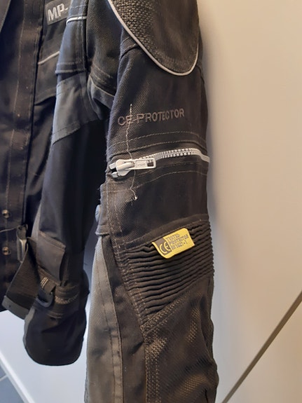 Product image 3 of 9