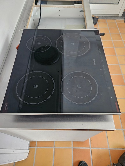 Product image 1 of 4