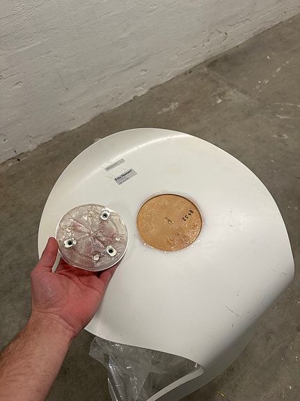 Product image 1 of 2