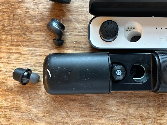 Product image 1 of 3