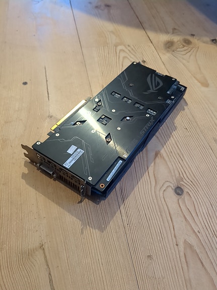 Product image 1 of 4