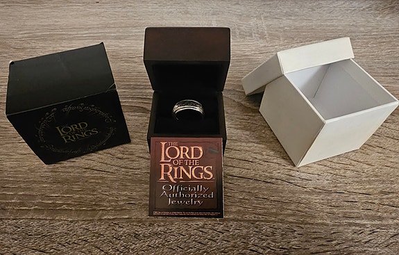 Product image 1 of 3