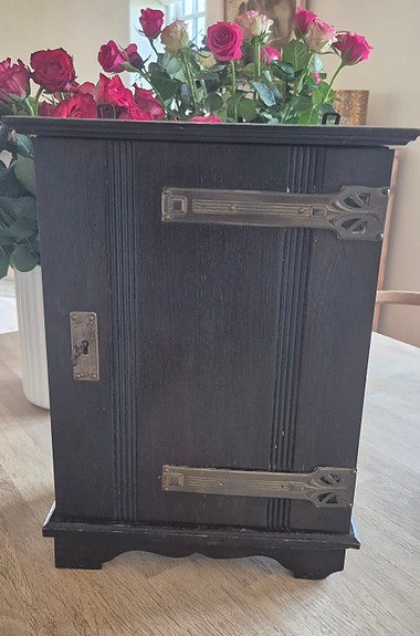 Product image 1 of 4