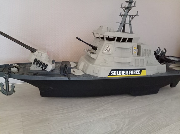 Product image 1 of 2