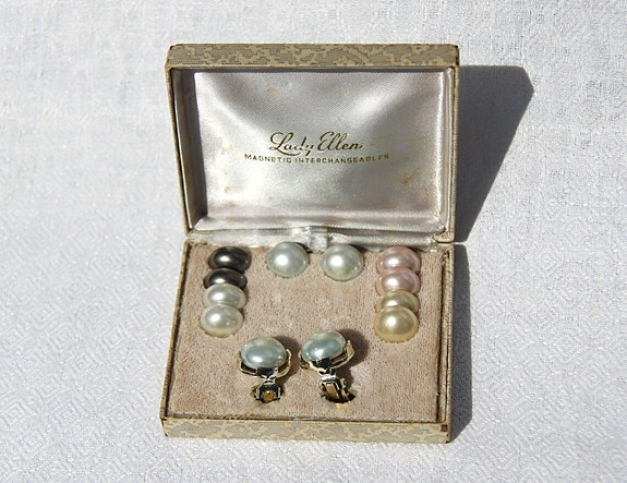 Product image 1 of 3