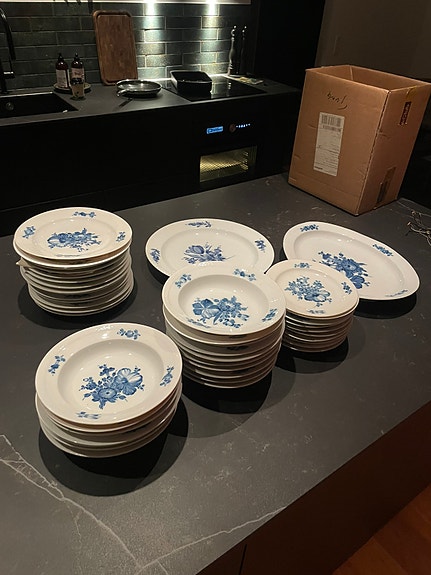 Product image 15 of 83