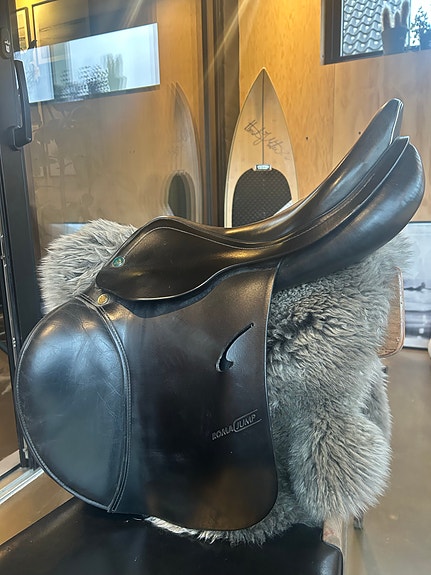 Product image 1 of 8