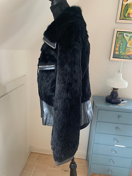 Product image 11 of 24