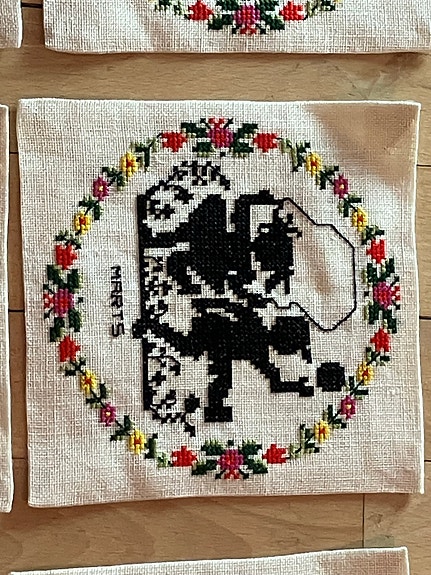 Product image 1 of 2