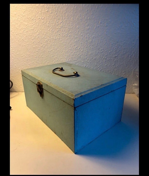 Product image 1 of 4