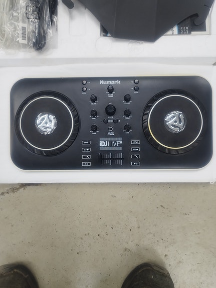 Product image 2 of 4