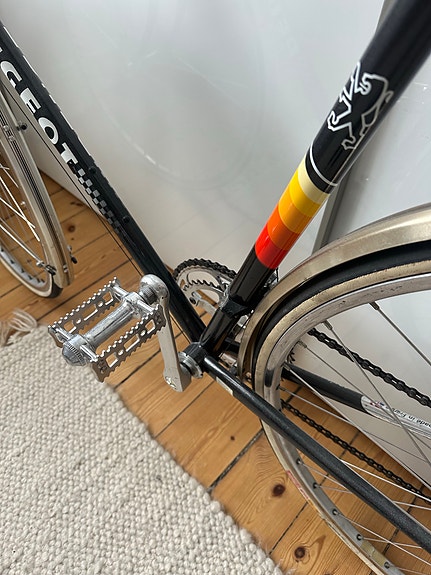 Product image 4 of 9