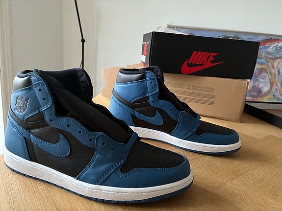 Product image 1 of 9