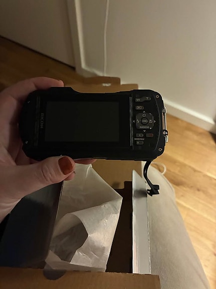 Product image 1 of 5