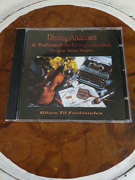 Product image 1 of 2