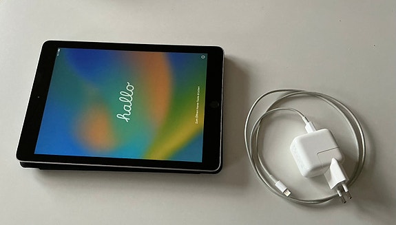 Product image 1 of 3