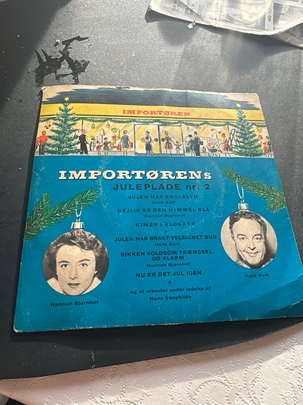 Product image 1 of 2