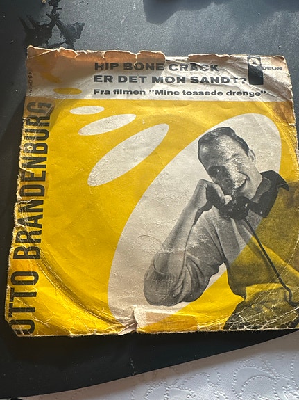 Product image 1 of 2