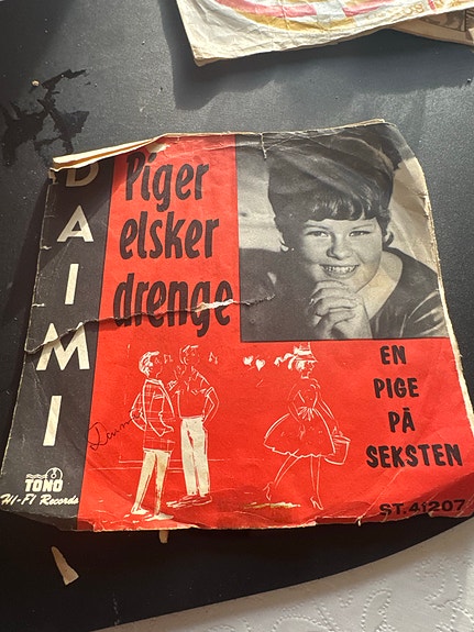 Product image 1 of 2