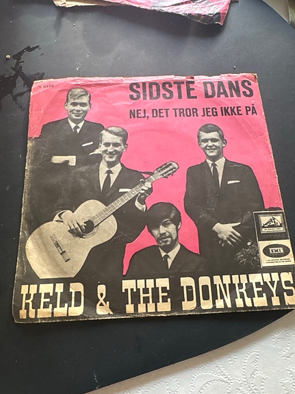 Product image 1 of 2